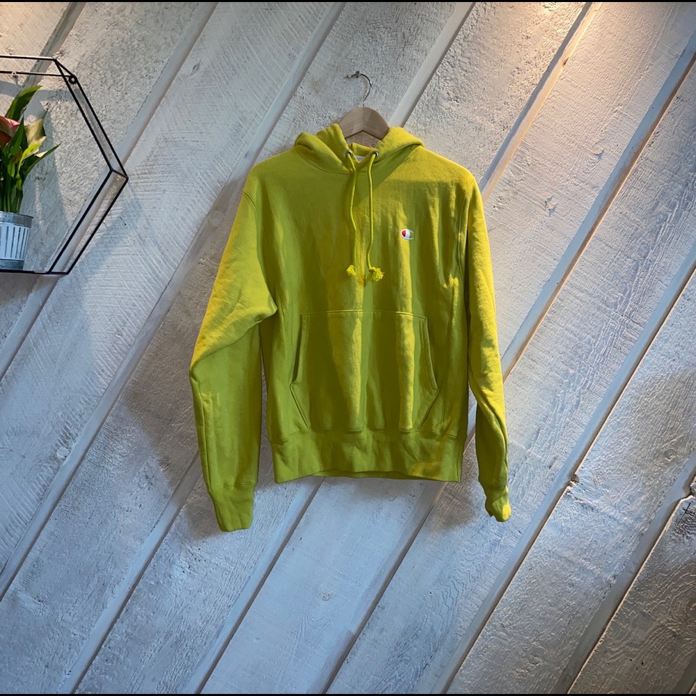 BNWOT yellow champion hoodie